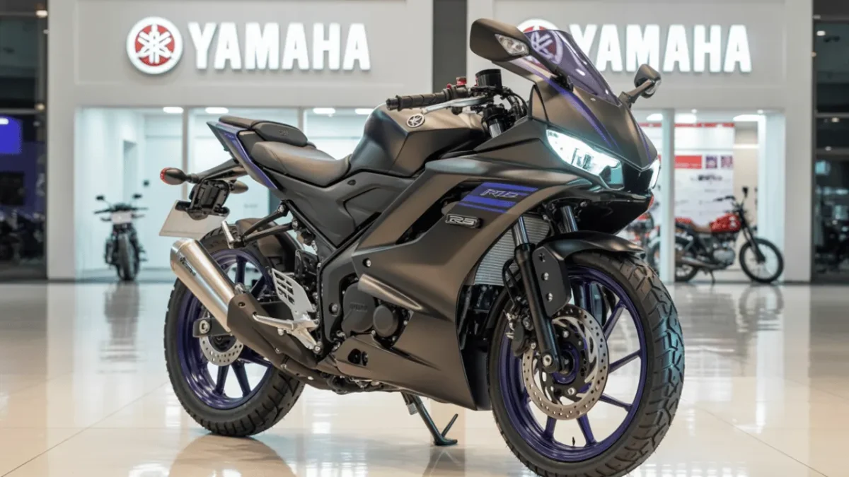 Yamaha R15 वापस ट्रेंड में—₹3,499 EMI पर मिल रहा एरोडायनेमिक स्पोर्ट्स लुक
